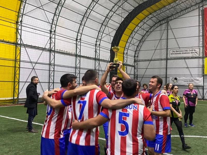 ENERJİ ÇALIŞANLARI HAFTASI HALI SAHA TURNUVASI SONA ERDİ 