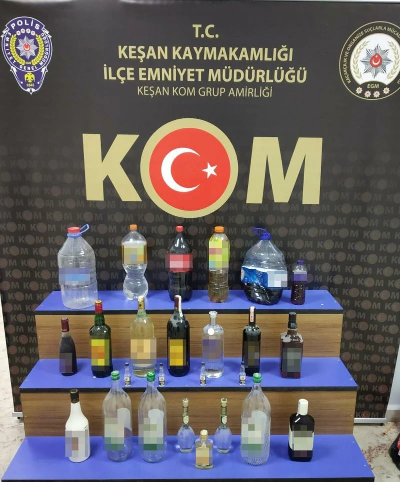 KEŞANDA BİR EVDE GÜMRÜK KAÇAĞI VE EL YAPIMI İÇKİ ELE GEÇİRİLDİ