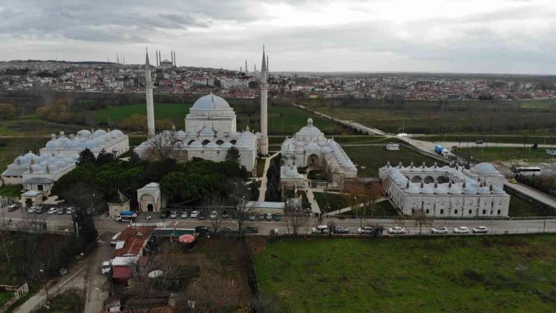 SULTAN 2. BAYEZİD KÜLLİYESİ SAĞLIK MÜZESİ’NE YOĞUN İLGİ