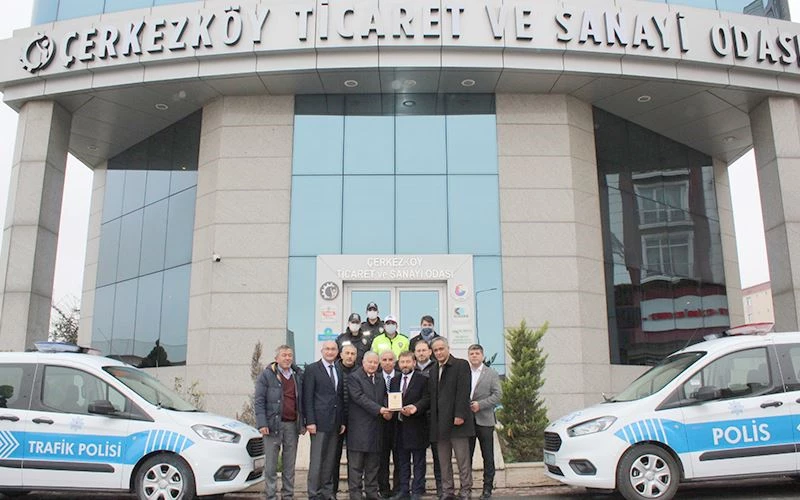 ÇERKEZKÖY TİCARET VE SANAYİ ODASI EMNİYETE İKİ ARAÇ TAHSİS ETTİ