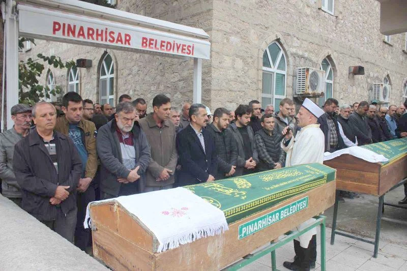 KIRKLARELİ’NDE ORMANLIK ALANDA ÖLÜ BULUNAN İKİ ARKADAŞ TOPRAĞA VERİLDİ