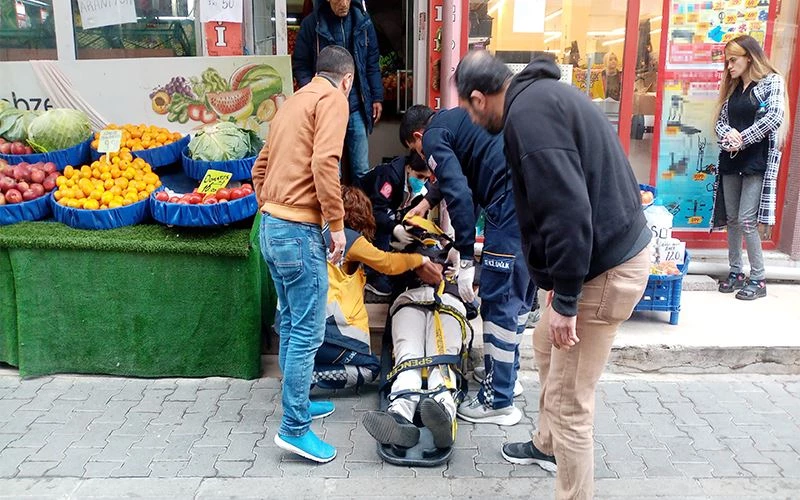 KAMYONET ŞOFÖRÜNE ‘NEDEN KAÇTIN’ DİYEREK TOKAT ATTI