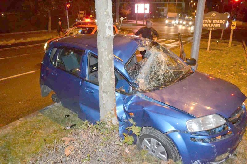 OTOMOBİL HURDAYA DÖNDÜ