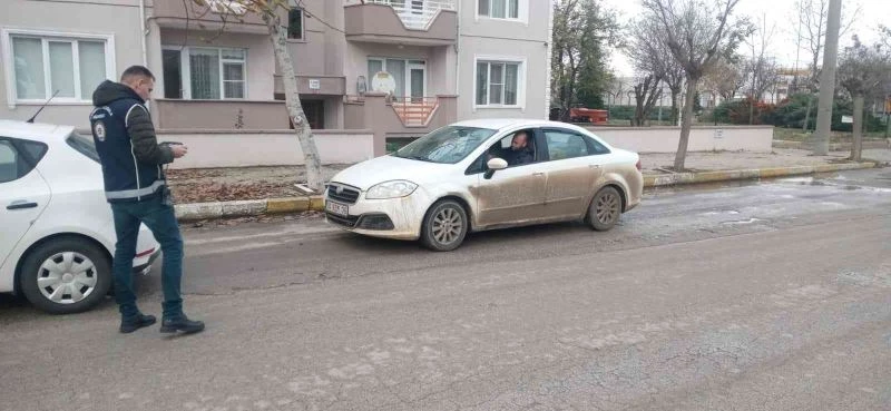 EDİRNE’DE DÜZENSİZ GÖÇMEN VE HUZUR GÜVEN DENETİMİ YAPILDI