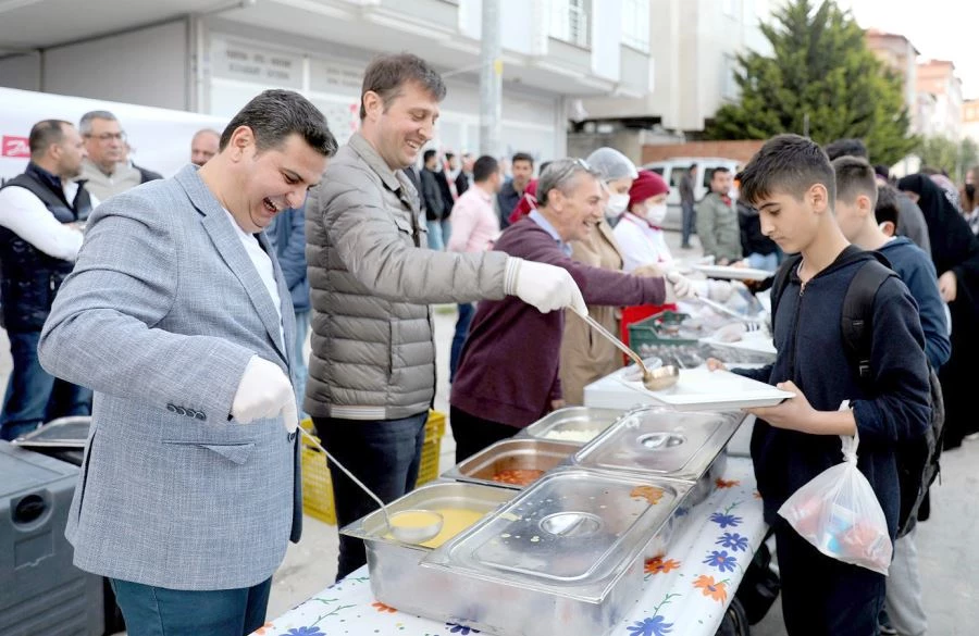 BAŞKAN AKAY: HER ZAMAN HEMŞEHRİLERİMİZİN YANINDAYIZ