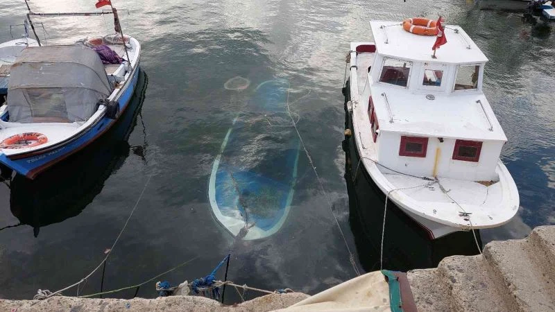 MARMARA DENİZİNDE BİR KAYIK BATTI