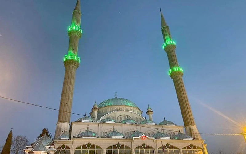 ERGENE BELEDİYESİ CAMİLERİN BAKIMLARINI YAPMAYA DEVAM EDİYOR