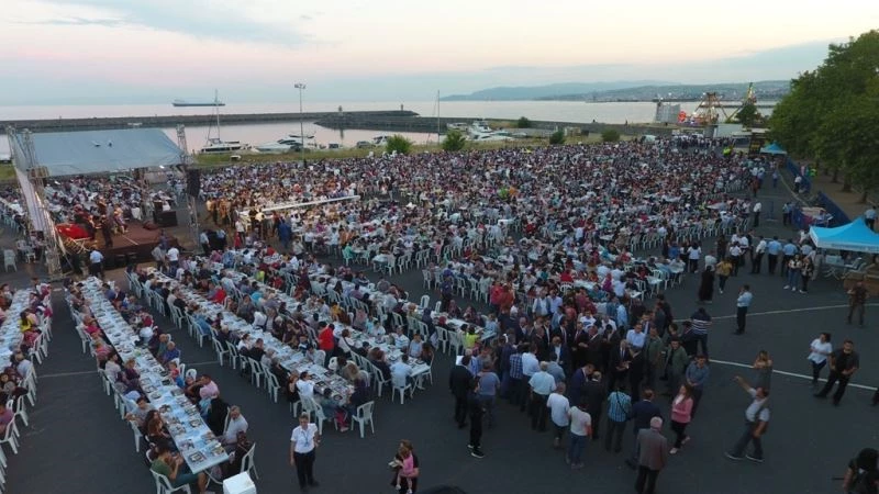 RAMAZAN AYININ BEREKETİ GÖNÜL SOFRALARI İLE YAYILACAK