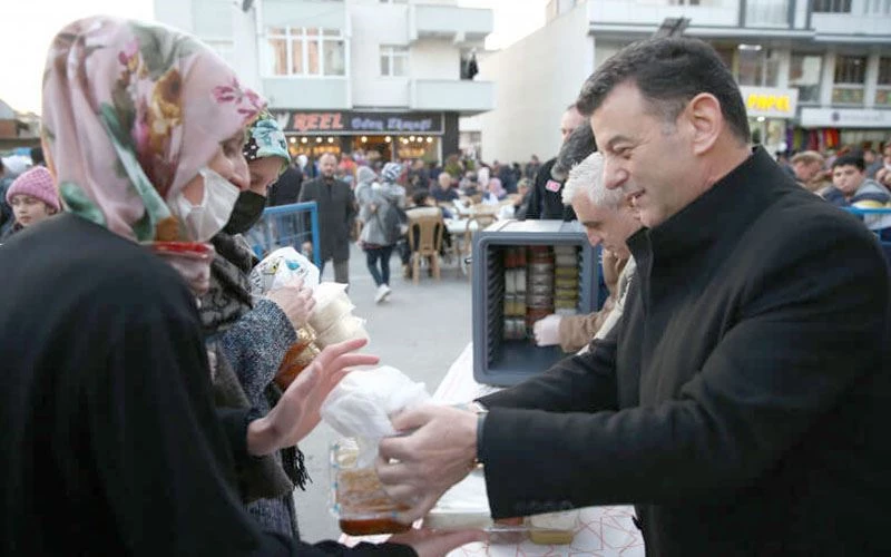 KAPAKLI’DA BİNLERCE VATANDAŞ GÖNÜL SOFRASINDA BULUŞTU