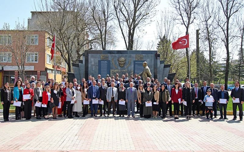 ÇERKEZKÖY’DE ÖĞRETMENLER ÖDÜLLENDİRİLDİ