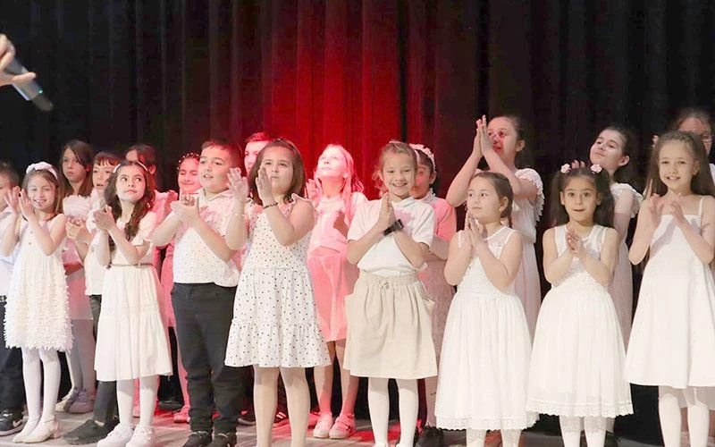 SARAY BELEDİYESİ SANAT AKADEMİ’DEN MUHTEŞEM KONSER