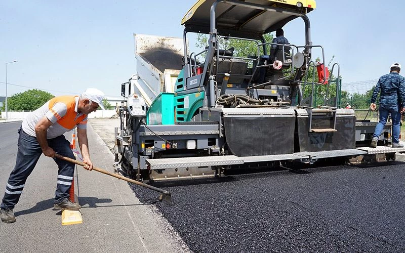 ÇORLU BELEDİYESİ’NDEN ASFALT ÇALIŞMASI