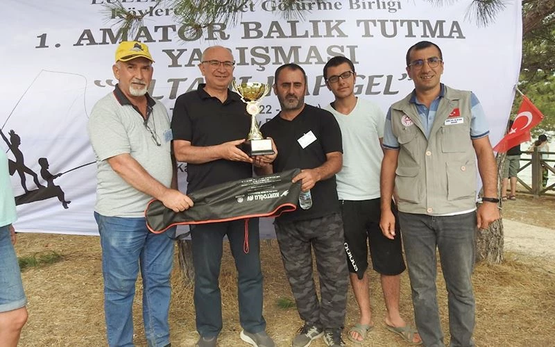 BALIK TUTMA YARIŞMASI DÜZENLENDİ