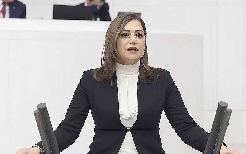 CHP’Lİ YÜCEER, HASTALIK YÖNETİM PLATFORMU UYGULAMASINI SAĞLIK BAKANI KOCA’YA SORDU!