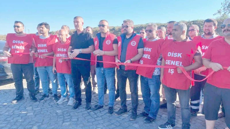 PROTESTO ALANININ AÇILIŞINI ZAM İSTEYEN İŞÇİLER YAPTI