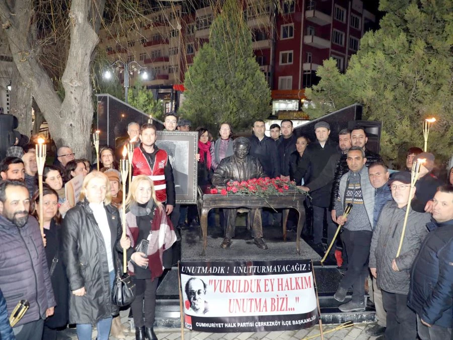 CHP ÇERKEZKÖY TEŞKİLATI UĞUR MUMCU’YU ANMAK İÇİN YÜRÜDÜ 