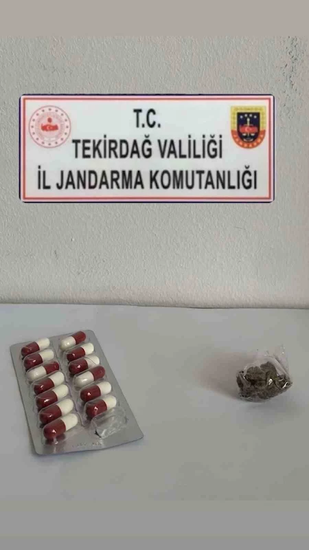 YOL KONTROL UYGULAMALARINDA SİLAH VE UYUŞTURUCU ELE GEÇİRİLDİ