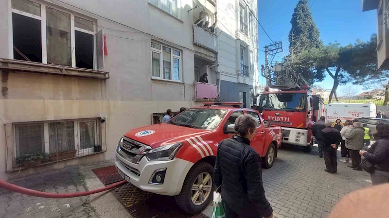 TEKİRDAĞ’DA YANGIN: 1 ÇOCUK HASTANEYE KALDIRILDI