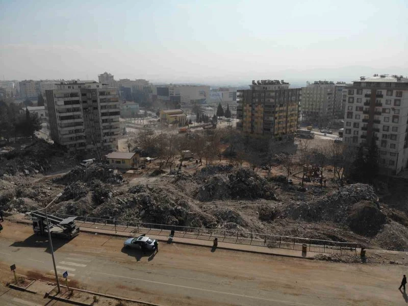 KAHRAMANMARAŞ 18. GÜNDE HAVADAN GÖRÜNTÜLENDİ