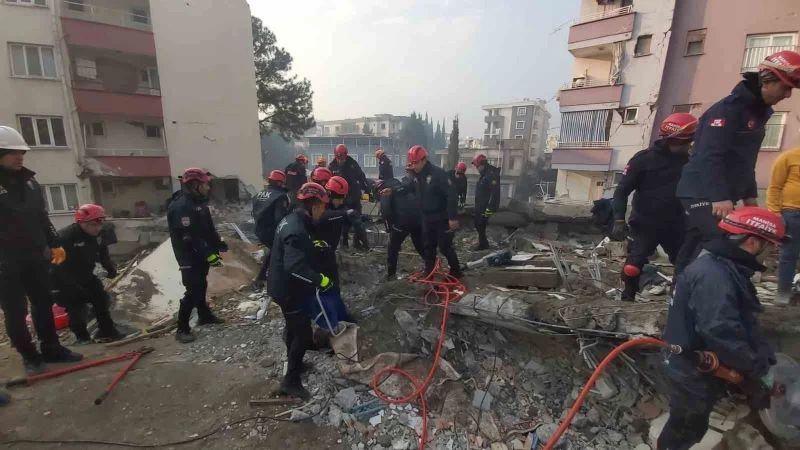 DEPREM BÖLGESİNDE CANSİPARANE MÜCADELE 