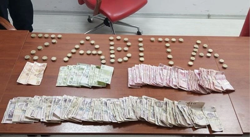 DİLENCİNİN ÜZERİNDEN ÇIKANLAR ŞAŞKINA ÇEVİRDİ