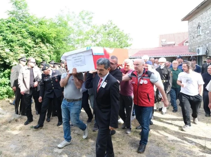 KIBRIS GAZİSİ SON YOLCULUĞUNA UĞURLANDI