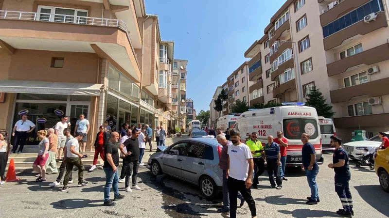 TEKİRDAĞ’DA 2 KİŞİNİN YARALANDIĞI KAZA KAMERADA