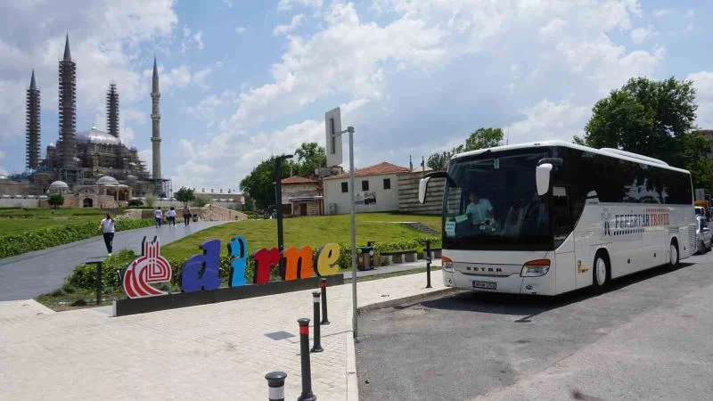 TUR ŞİRKETLERİNDEN VATANDAŞLARA ’UCUZ TATİL İLANLARINA KANMAYIN’ UYARISI