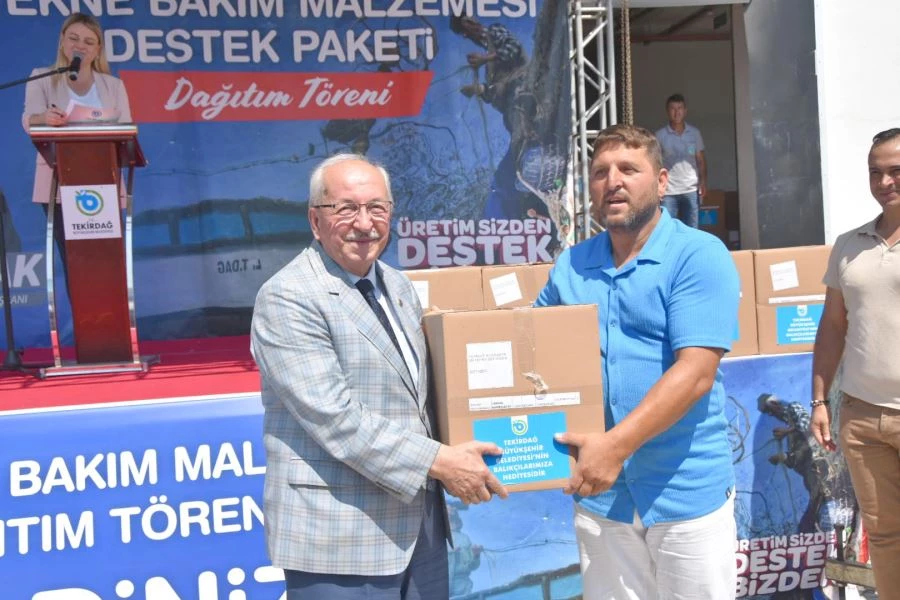 BÜYÜKŞEHİRDEN BALIKÇILARA MALZEME DESTEĞİ