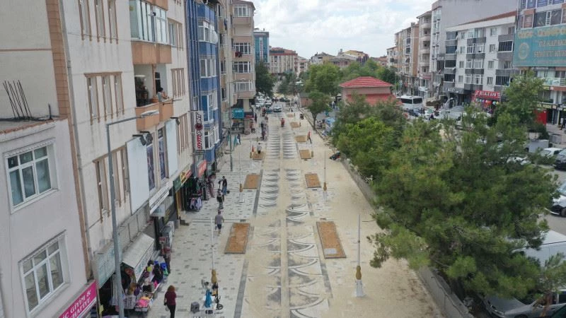 CANBAZLAR CADDESİ’NDE ÜSTYAPI ÇALIŞMALARI DEVAM EDİYOR