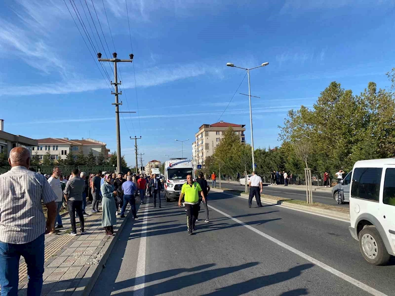 TEKİRDAĞ’DA ARACIN ÇARPTIĞI İLKOKUL ÖĞRENCİSİ AĞIR YARALANDI