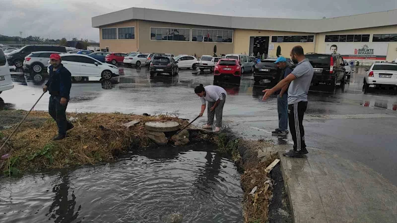 TEKİRDAĞ’DA BAŞLAYAN YAĞIŞ, İSTANBUL SINIRINA ULAŞTI