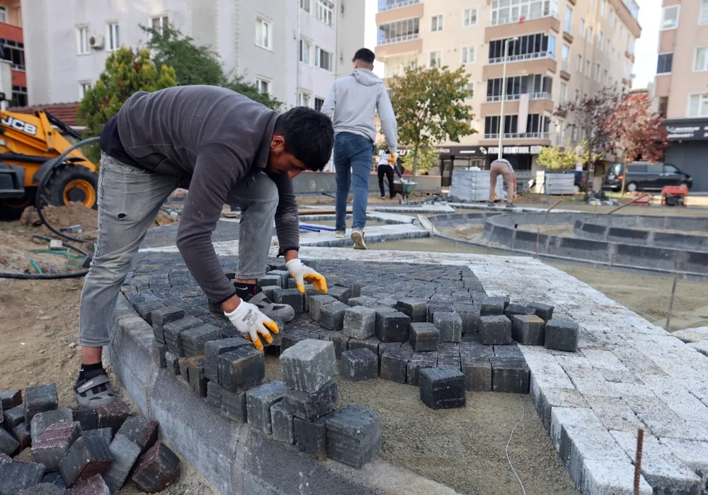 ÇERKEZKÖY’DE HALİMOĞLU VE UMUT SOKAK PARKLARI REVİZE EDİLİYOR