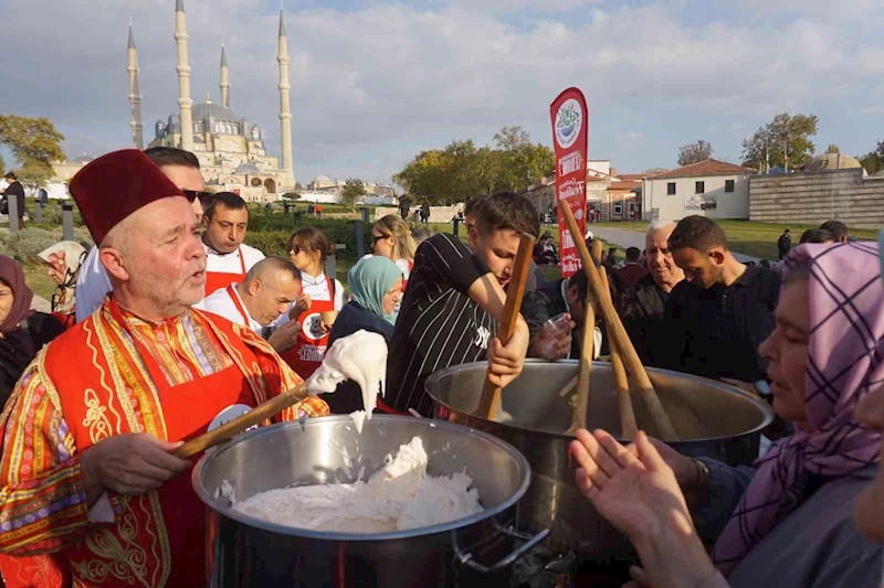  GASTRONOMİ FESTİVALİ RENKLİ GÖRÜNTÜLERLE BAŞLADI