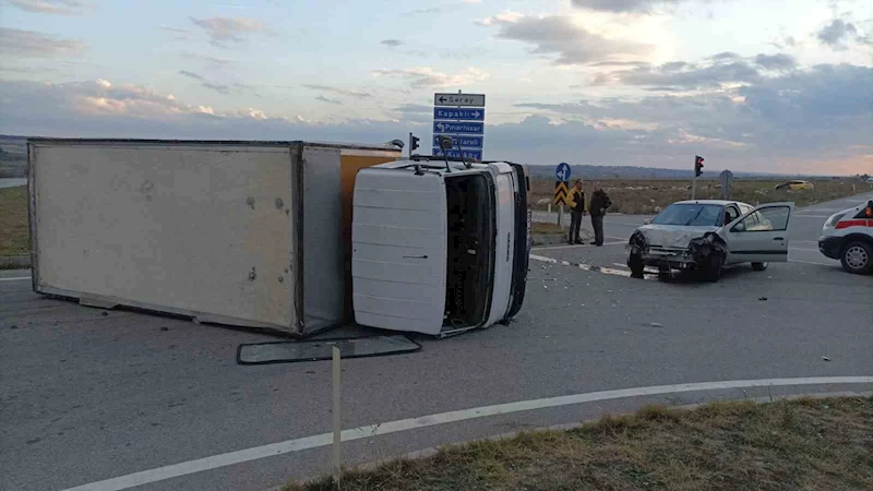 TEKİRDAĞ’DA IŞIK İHLALİ KAZAYA NEDEN OLDU: 1 YARALI