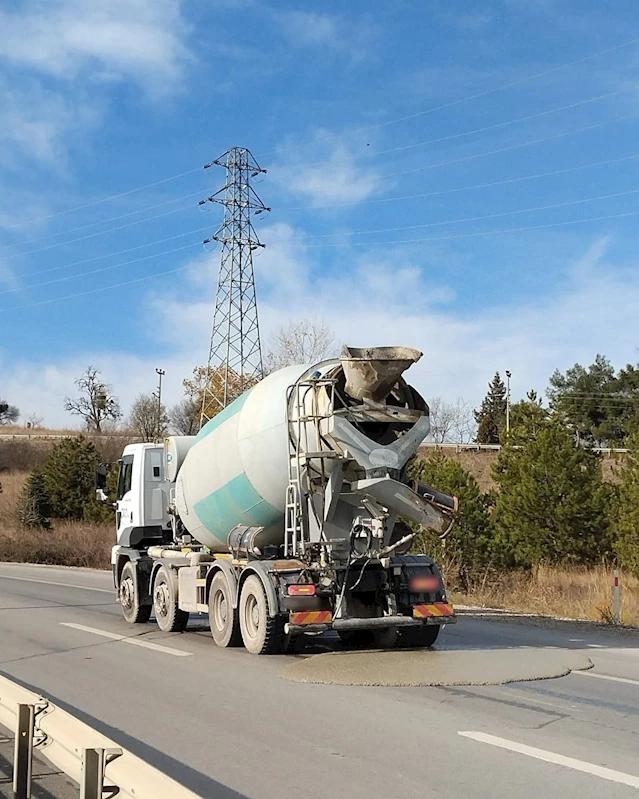 KIRKLARELİ’NDE KARA YOLUNA BETON DÖKEN MİKSERE CEZA