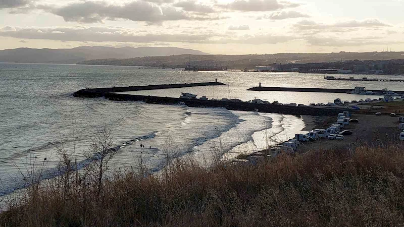 MARMARA DENİZİ ULAŞIMINA POYRAZ ENGELİ