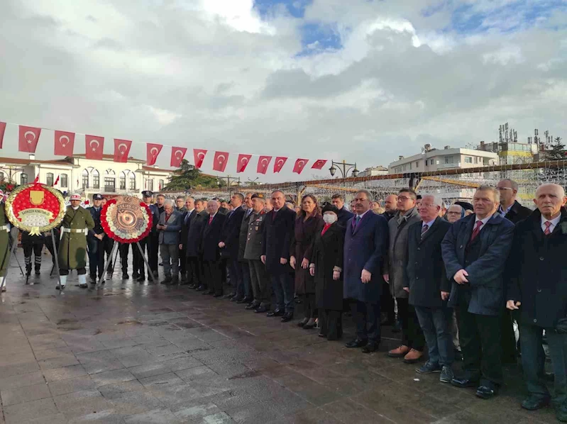 TEKİRDAĞ’DA VATAN ŞAİRİ NAMIK KEMAL DOĞUMUNUN 184. YIL DÖNÜMÜNDE ANILDI