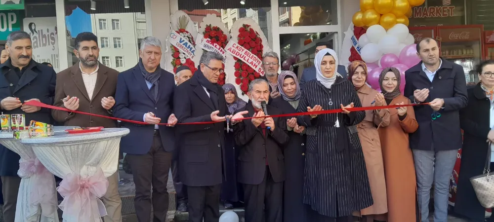 ÇERKEZKÖY’DE KADINLARA YÖNELİK NEW/ZA TESETTÜR GİYİM AÇILDI 