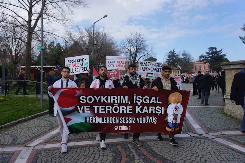 EDİRNE’DE TIP FAKÜLTESİ ÖĞRENCİLERİNDEN GAZZE’YE DESTEK YÜRÜYÜŞÜ