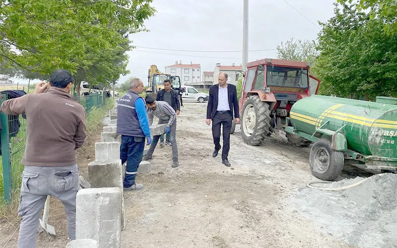 SARAY BELEDİYESİ’NDEN BÜYÜKYONCALI’DA YOL ÇALIŞMASI 