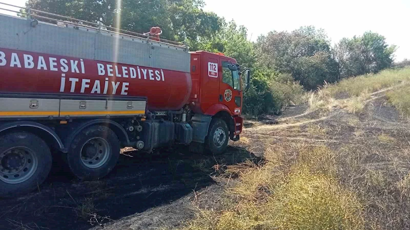 BABAESKİ’DE 50 DÖNÜM BUĞDAY TARLASI YANDI