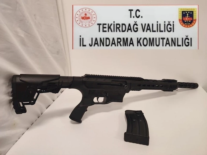 TEKİRDAĞ’DA JANDARMA’DAN UYUŞTURUCU OPERASYONU: 11 KİŞİ GÖZALTINA ALINDI