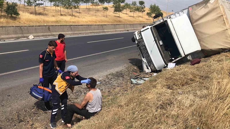 EMNİYET KEMERİ HAYATINI KURTARDI