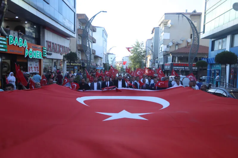 KAPAKLI’DA 15 TEMMUZ DEV TÜRK BAYRAĞIYLA YAD EDİLDİ