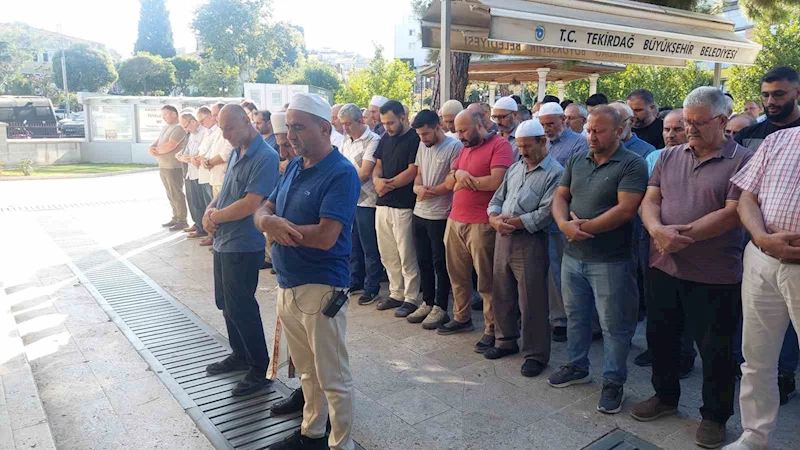 TEKİRDAĞ’DA HANİYE İÇİN GIYABİ CENAZE NAMAZI KILINDI