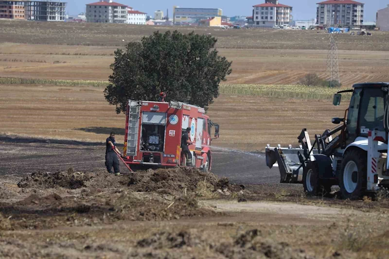 KAPAKLI’DA 30 DEKAR TARIM ARAZİSİ KÜL OLDU