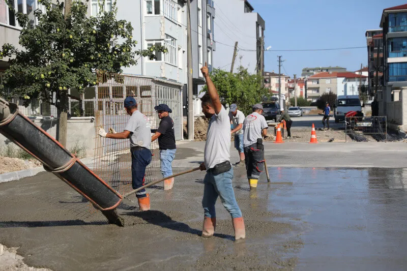  BAŞKAN ÇETİN, ÜSTYAPI VE ALTYAPI ÇALIŞMALARINI İNCELEDİ