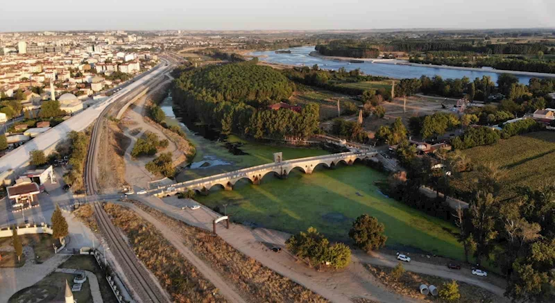 TUNCA NEHRİ’NDE KURAKLIK ALARMI