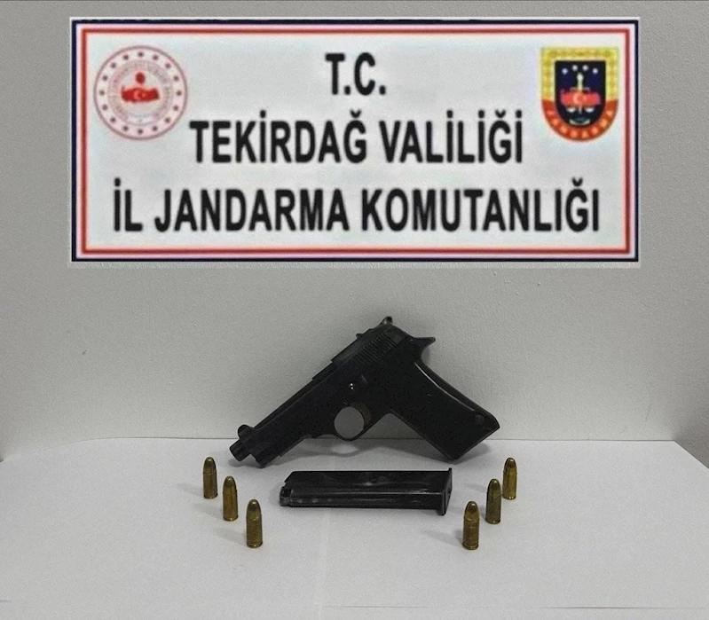 TEKİRDAĞ’DA JANDARMA OPERASYONLARI: UYUŞTURUCU VE SİLAH ELE GEÇİRİLDİ